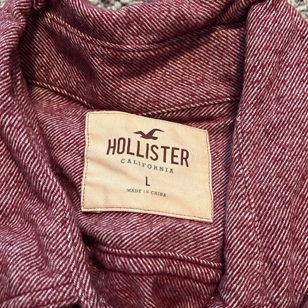 Hollister Button Up - Picture 4 of 5